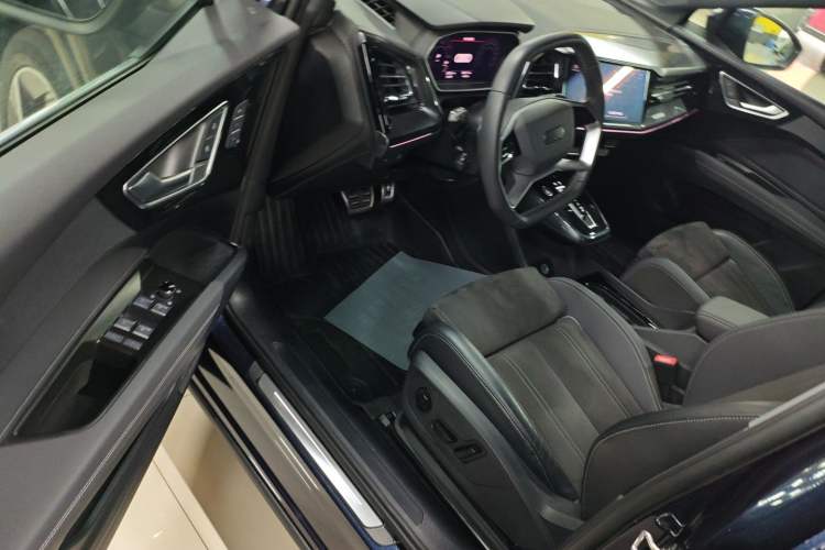 Used Audi Q4 e-tron 2023 40 e-tron Boundary Edition