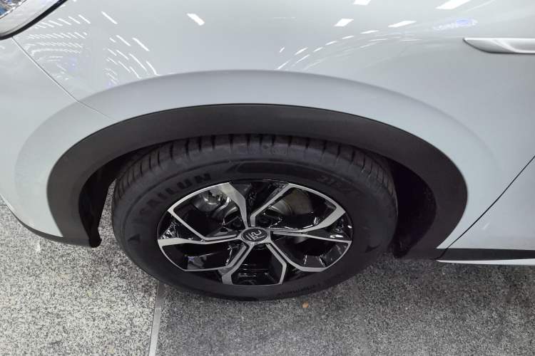 Used BYD Yuan PLUS 2024 Honor Edition 430KM Beyond Model Exterior 4