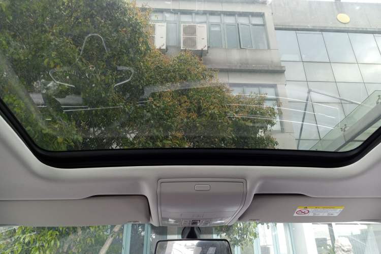 Used Volkswagen Tiguan L 2024 300TSI Automatic Two-Wheel Drive Smart Edition Headliner