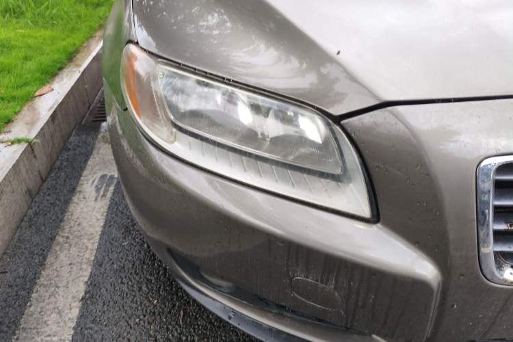 Used Volvo S80L 2009 2.5T Zhiya Edition Right Front Headlight