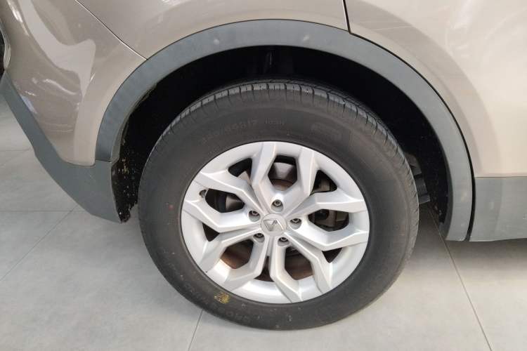 Used BORGWARD BX5 2017 20TGDI Automatic Two-Wheel Drive Pioneer Edition
