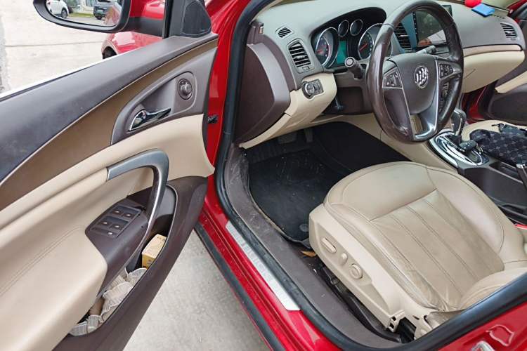 Used Buick Regal 2012 2.0L Luxury Edition
