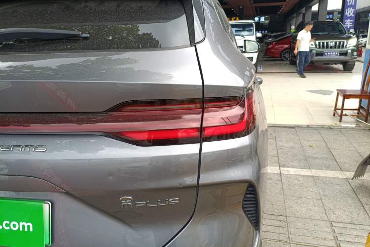 Used BYD Song PLUS New Energy 2023 Champion Edition DM-i 110KM Flagship Model Right Rear Taillight