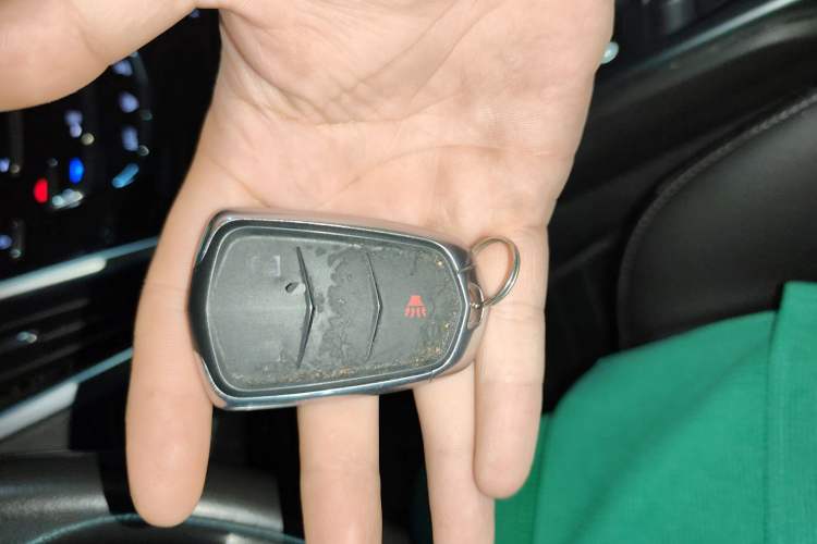 Used Cadillac SRX 2015 3.0L Comfort Version Vehicle Key