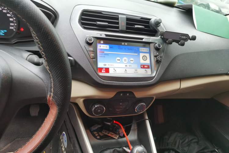 Used Ford Escort 2015 1.5L Manual Comfort Model
