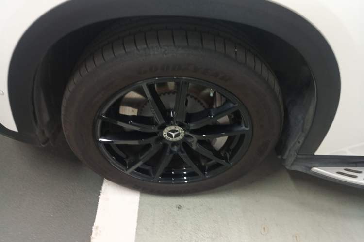 Used Mercedes-Benz EQE SUV 2024 350 4MATIC Pioneer Edition Exterior 4