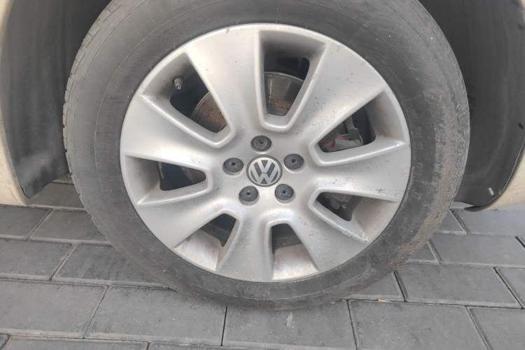 Used Volkswagen Beetle 
