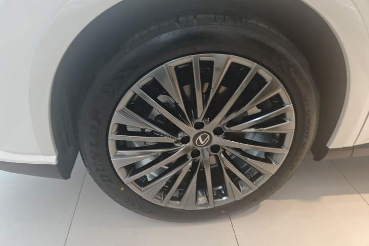 Used Lexus RX 2026 Model 350h Four-Wheel-Drive Chunxiang Edition
