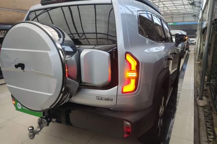 Used Deepal G318 2024 Four-Wheel-Drive Air Suspension Model