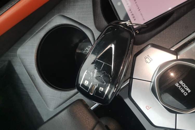 Used CHANGAN UNI-V iDD 2023 Zhidian iDD 1.5T 113km Smart & Fun Version (Rapid Edition)
