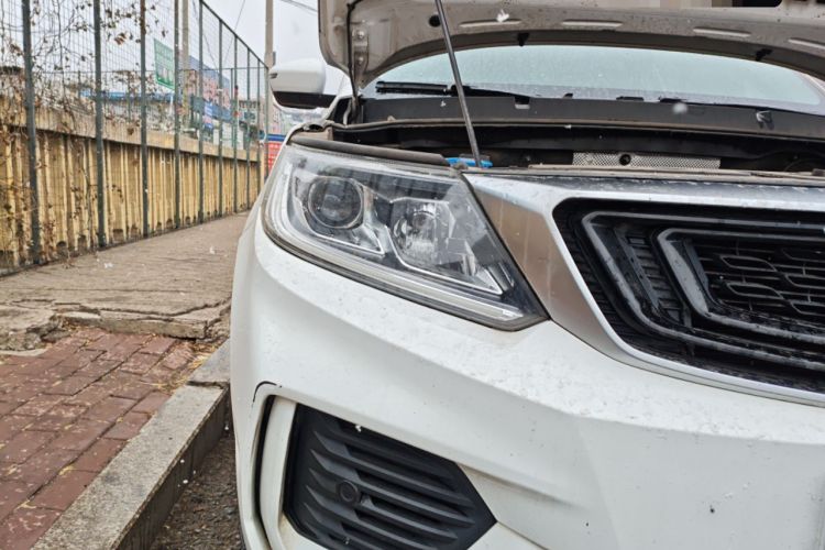 Used Geely Auto Vision X6 2020 1.4T Manual Luxury Model
