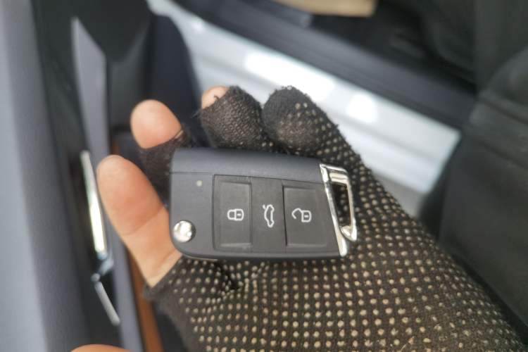 Used Volkswagen Bora 2025 Facelifted 200TSI DSG Yuexing Navigation Edition
