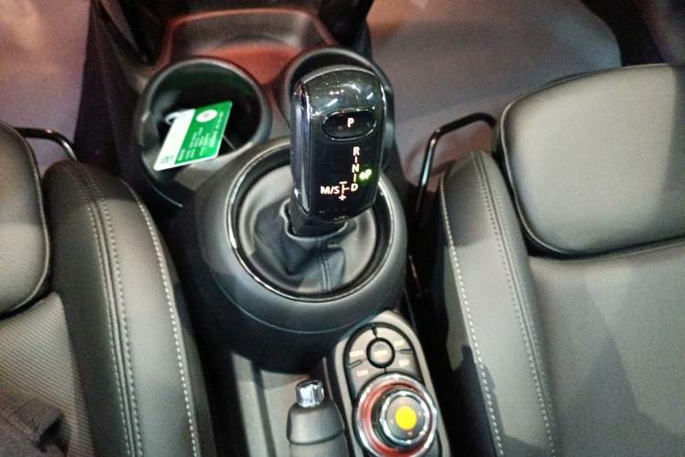 Used MINI 2021 1.5T COOPER Classic Edition Gear Lever