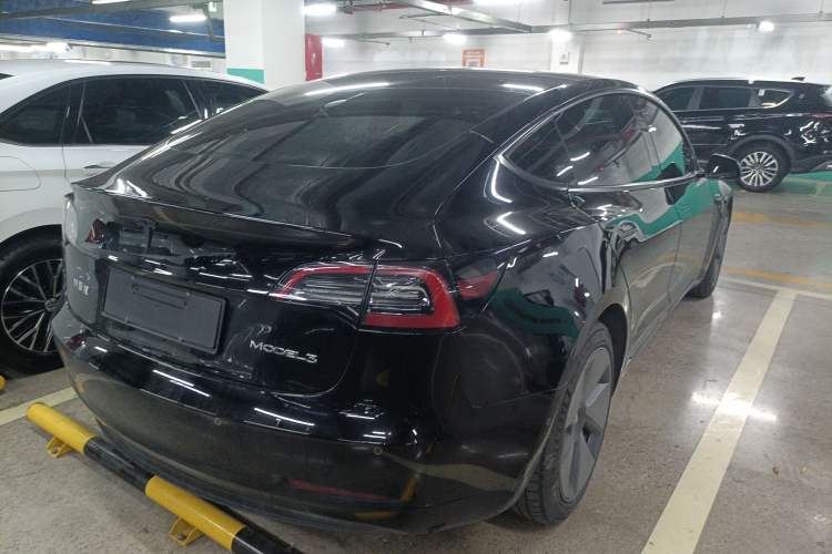 Used Tesla Model 3 2022 Rear-Wheel-Drive Version Rear Right 45 Deg