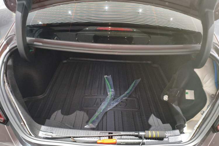 Used MG 5 2021 Revised Version 180 DVVT CVT Youth Luxury Edition Trunk