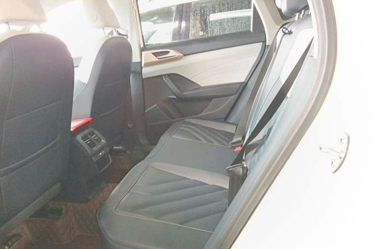 Used Volkswagen Tharu 2023 300TSI Two-Wheel-Drive Full Moon Edition