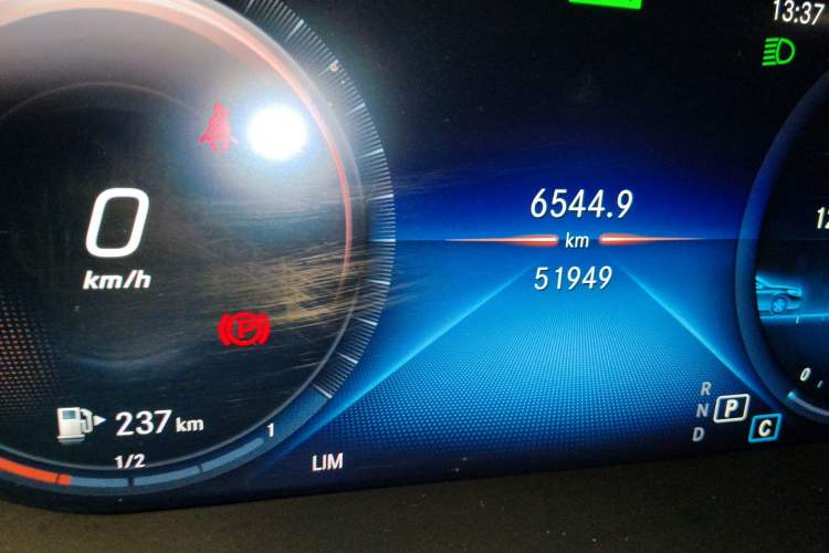 Used Mercedes-Benz C-Class 2019 Restyled C 260 L Sport Edition Odometer Close Up