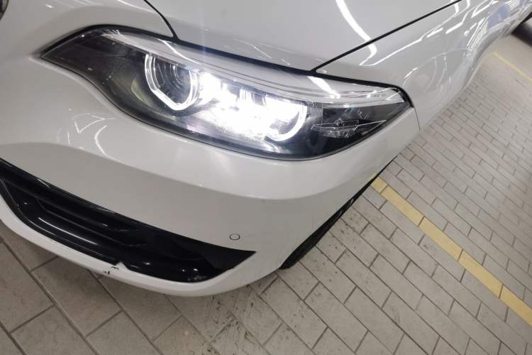 Used BMW 2 Series 2018 220i Sport Design Package