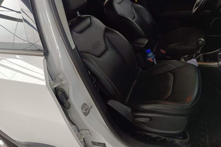 Used Jeep Compass 2017 200T Automatic Family Edition