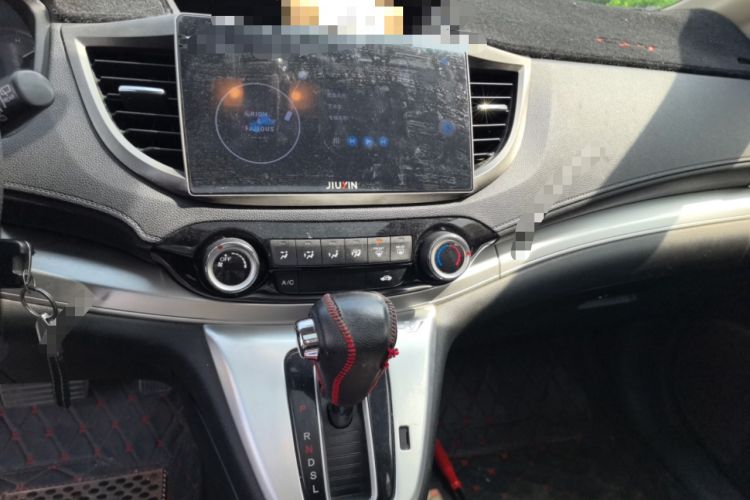 Used Honda CR-V 2016 2.0L two-wheel drive Urban Edition Audio And AC Panel