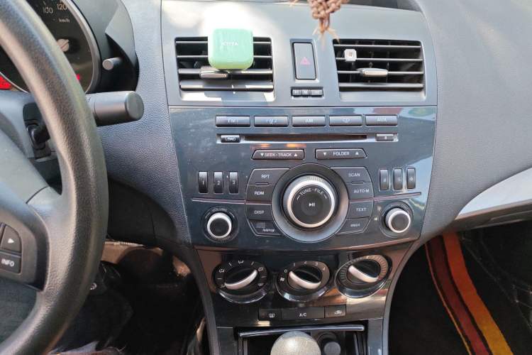 Used Mazda Mazda 3 2015 Sedan 1.6L Automatic Elite Model