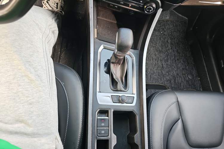 Used Chery Tiggo 3X 2021 PLUS 1.5L CVT Thrilling Red Date Edition