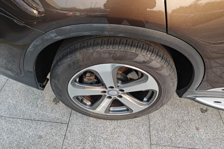 Used Mercedes-Benz GLC 2017 GLC 260 4MATIC Luxury Model
