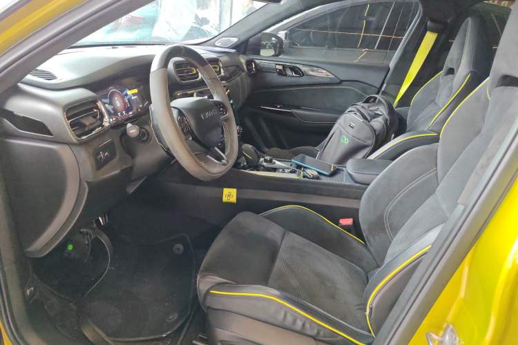 Used Lynk & Co 03 2020 03+ 2.0TD Automatic Wind-Chasing Edition Left Front Seat