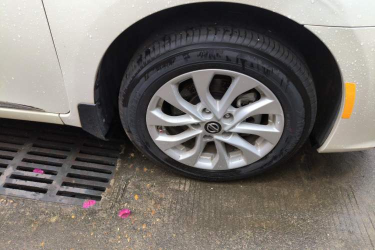 Used Nissan Sylphy 2019 1.6XV CVT Smart Connect Luxury Edition China VI Standard