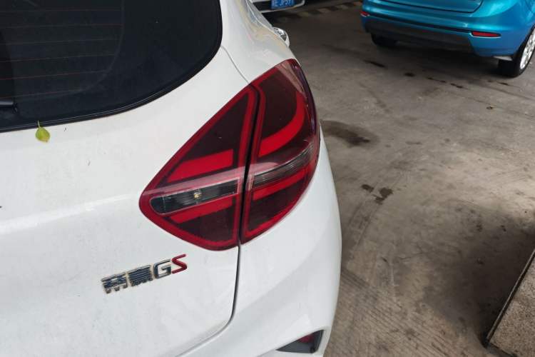 Used Geely Auto Emgrand GS 2020 1.4T CVT Ya Right Rear Taillight