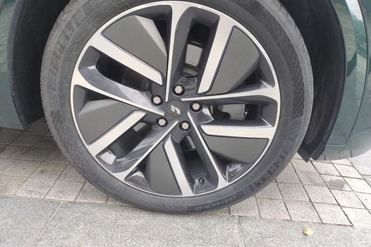 Used Li Auto L9 2023 Pro Model
