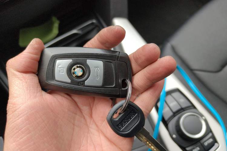 Used BMW 3 Series GT 2016 320i Fashion Model Vehicle Key