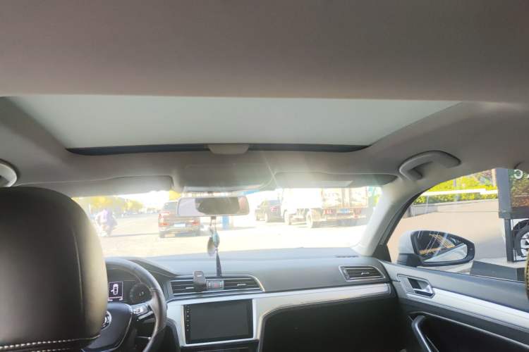 Used Volkswagen Lamando 2019 230TSI DSG Vision Edition China VI Standard Headliner