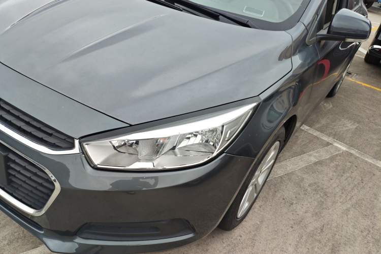 Used Chevrolet Cruze 2015 1.5L Automatic Fashion Navigation Edition Left Front Headlight