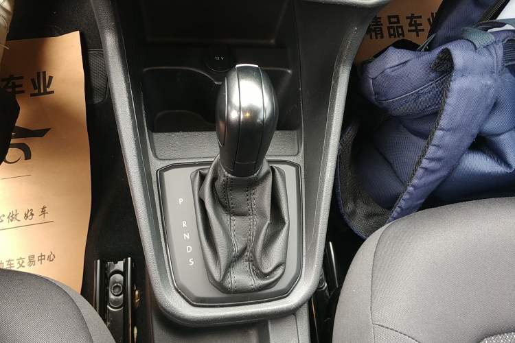 Used Volkswagen Santana 2017 Haval H6 1.6L Automatic Fashion Edition Gear Lever