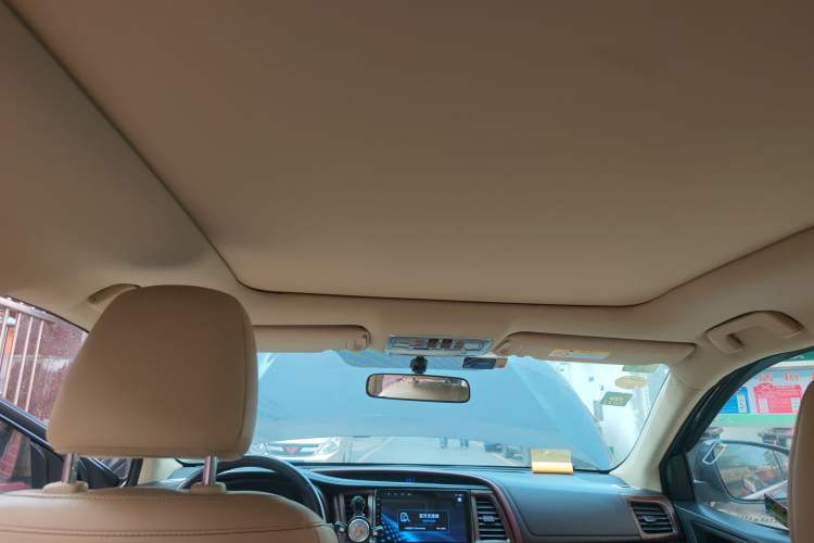 Used Toyota Highlander 2015 2.0T Four-Wheel Drive Luxury Edition 7-Seater Headliner