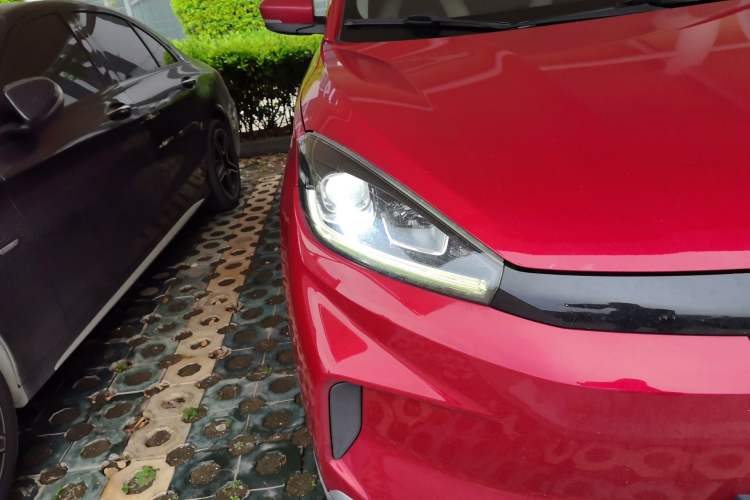 Used WM Motor EX5 2018 EX5 300 Lite Exploration Edition Right Front Headlight