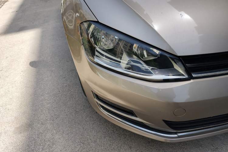 Used Volkswagen Golf 2016 230TSI Automatic Comfort Version
