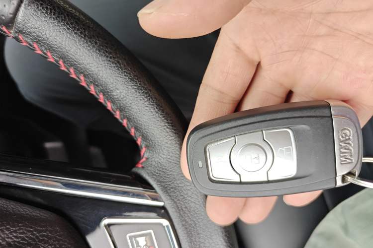 Used Haval H6 2017 Red-Label Sport Edition 1.5T Automatic Two-Wheel Drive Luxury Model Vehicle Key