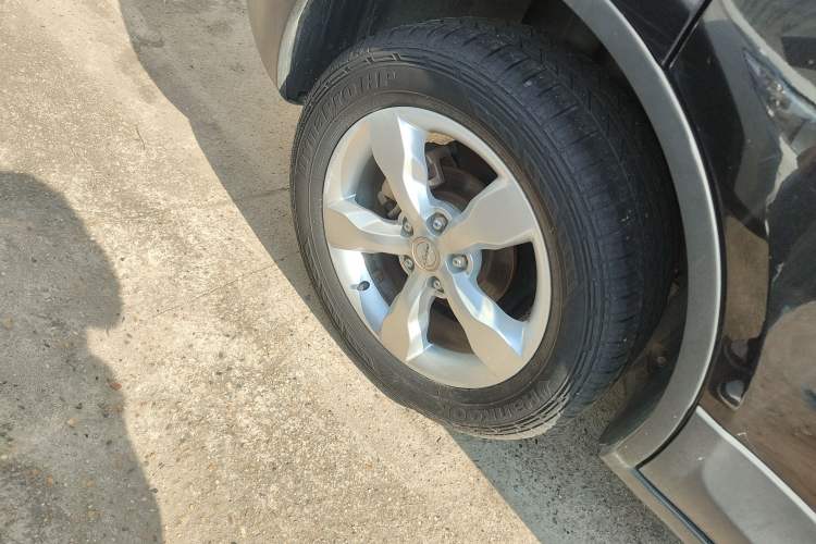 Used Zotye Domy X5 2015 1.5T CVT ZhiXian Trim China V Standard
