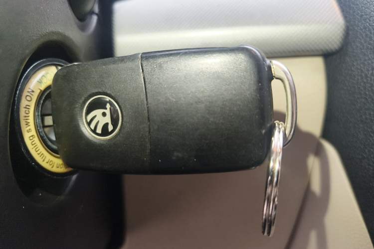 Used Skoda Octavia 2015 Classic Model 1.6L Automatic Yijie Version Interior 1