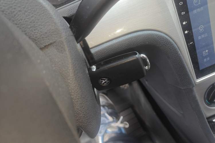 Used Volkswagen Lavida 2013 1.4TSI DSG Comfort Edition