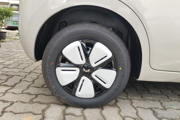 Used Wuling Hongguang MINIEV 2025 Four-Door Version Zhenxiang+ Edition