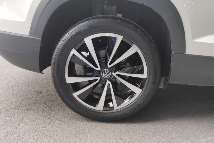 Used Volkswagen Tharu 2022 280TSI Two-Wheel-Drive Luxury Edition