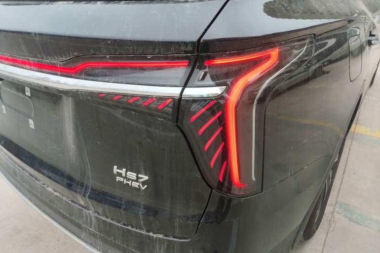 Used Hongqi HS7 PHEV 2024 2.0T PHEV Four-Wheel Drive Flagship Edition 6 Seats