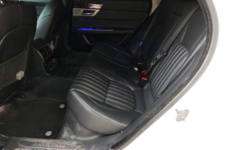 Used Jaguar XFL 2017 XFL 2.0T 240PS Luxury Edition Left Rear Seat