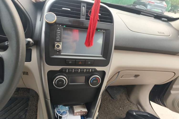 Used Chery Tiggo 3 2014 1.6L Manual Zhishang Edition
