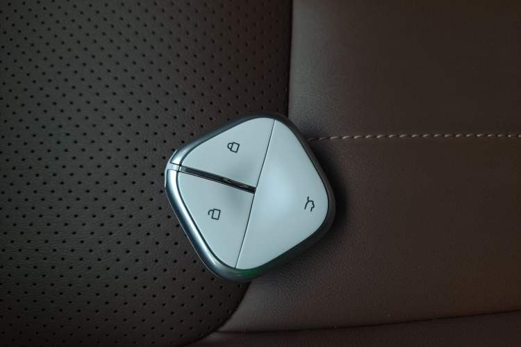 Used Wuling Bingo 2023 333 km Lingxi Connected+ Version