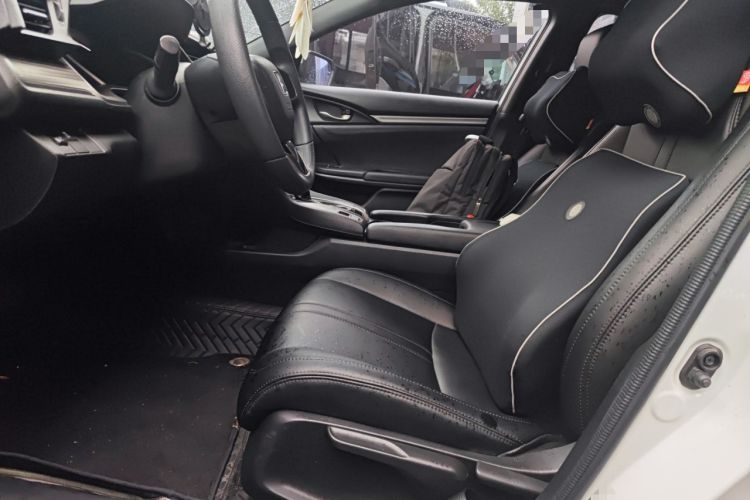 Used Honda Civic 2021 HATCHBACK 220TURBO CVT New Trendsetter Left Front Seat