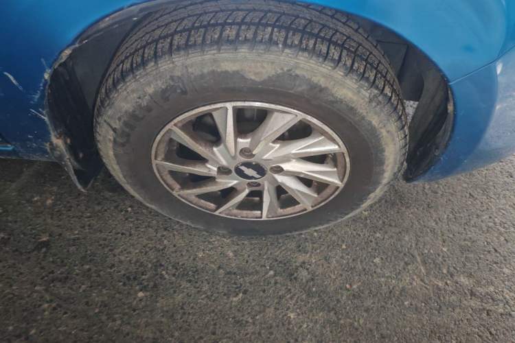 Used Chevrolet Sail 2013 Sedan 1.2L Manual Fashionable Happiness Edition
